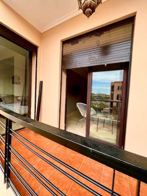 Appartement Au Centre Ville Marraquexe Exterior foto